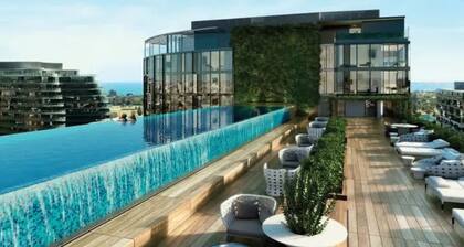 Stylish Edge Apartment Walk to Albert Park & Beach