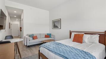 2 bedrooms, iron/ironing board, travel crib, free WiFi