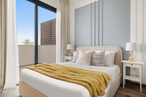 1 bedroom, desk, iron/ironing board, WiFi