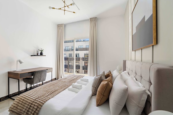 1 bedroom, desk, iron/ironing board, WiFi