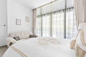 1 bedroom, desk, iron/ironing board, WiFi