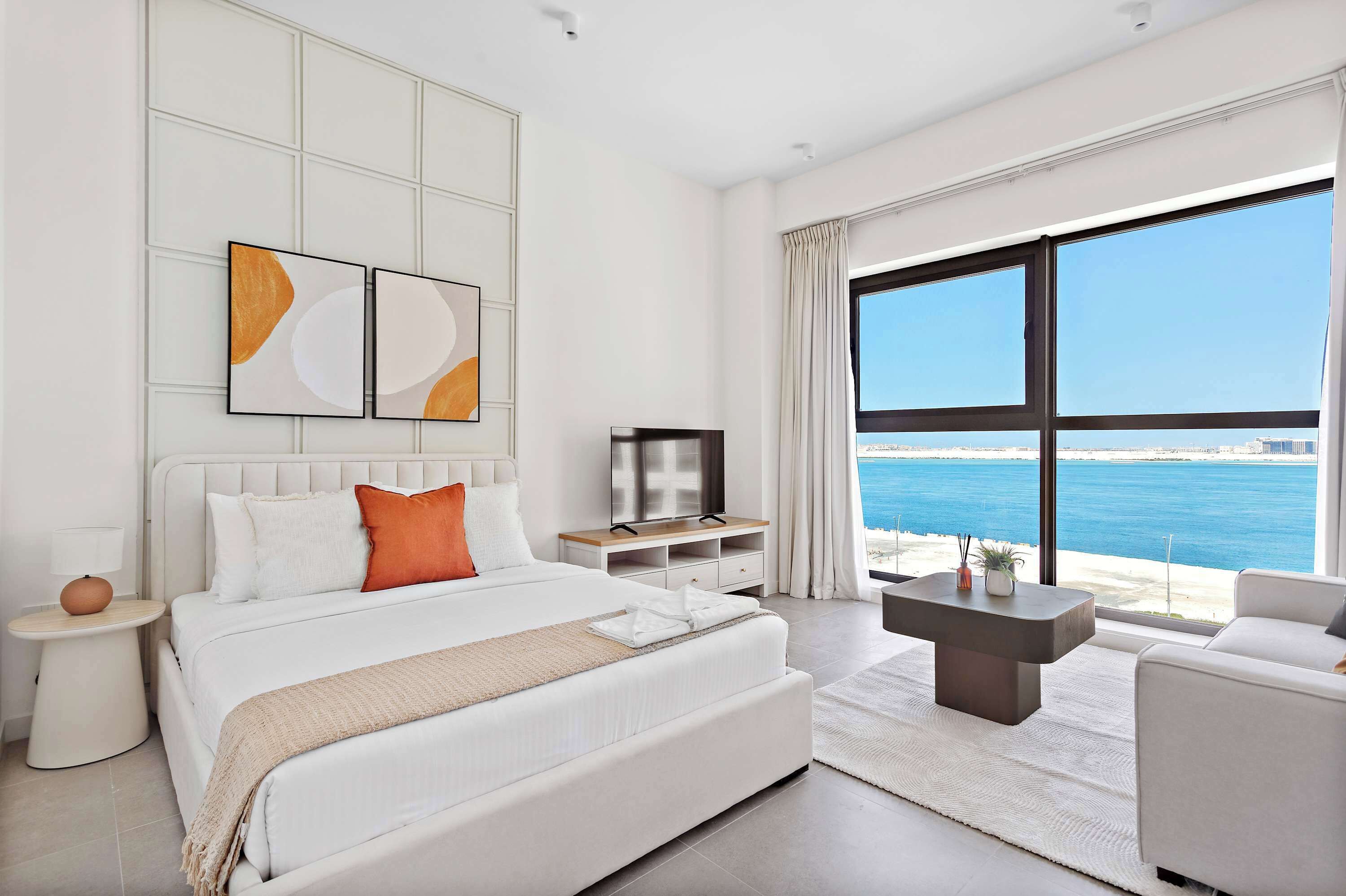 書桌、熨斗/熨衫板、Wi-Fi、床單