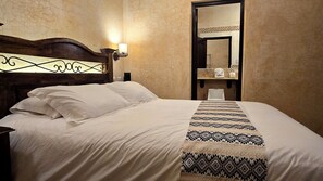 1 chambre, fer et planche Ă repasser, Wi-Fi gratuit, draps fournis