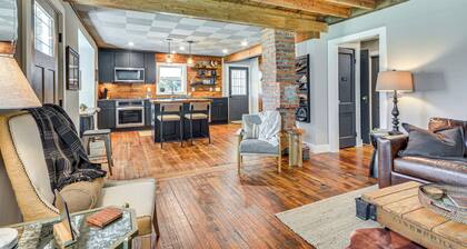 Cozy Cottage: Nature-Filled Winston-Salem Retreat!