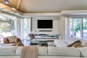 TV, fireplace, video games - 1 Mi to OU! Group Getaway w/ Game Room, Pool (Norman)