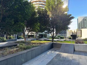 Terrace/patio - Docklands Waterfront Apartment with Views (Melbourne)