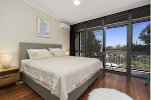 2 bedrooms