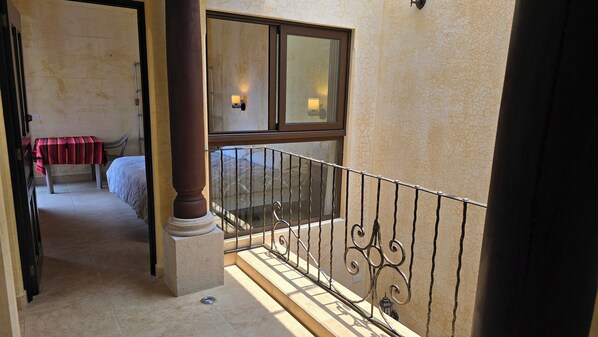 1 chambre, fer et planche Ă repasser, Wi-Fi gratuit, draps fournis