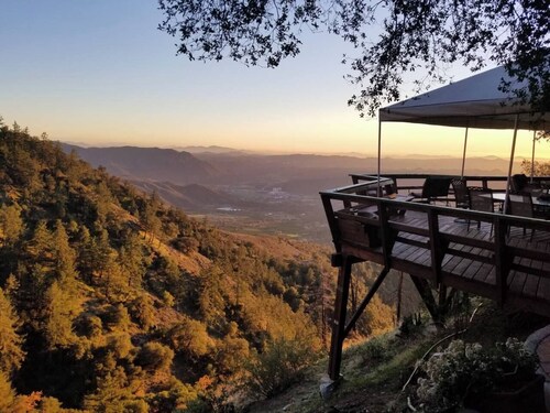 Cozy Rustic Mountain Home with Breathtaking views