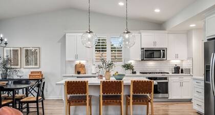 LUXURY & NEWER 5 Bedroom Home w/ A Large Backyard in West Lancaster!