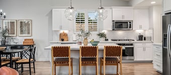 LUXURY & NEWER 5 Bedroom Home w/ A Large Backyard in West Lancaster!