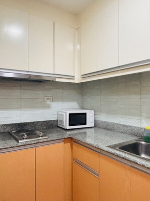 Room, 1 Bedroom | Interior