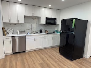 Microwave, stovetop, dishwasher