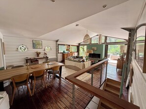 Smart TV, fireplace, video games, stereo