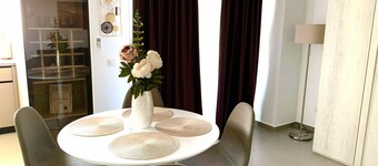 Charming 2-bedroom apartment in Craiova with AC