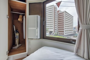 1 habitación, tabla de planchar con plancha y acceso a internet