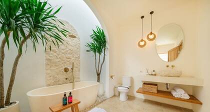 Sira Rosa Villa 2BR with Rooftop Oasis