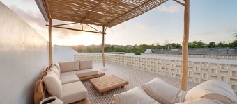 Sira Rosa Villa 2BR with Rooftop Oasis