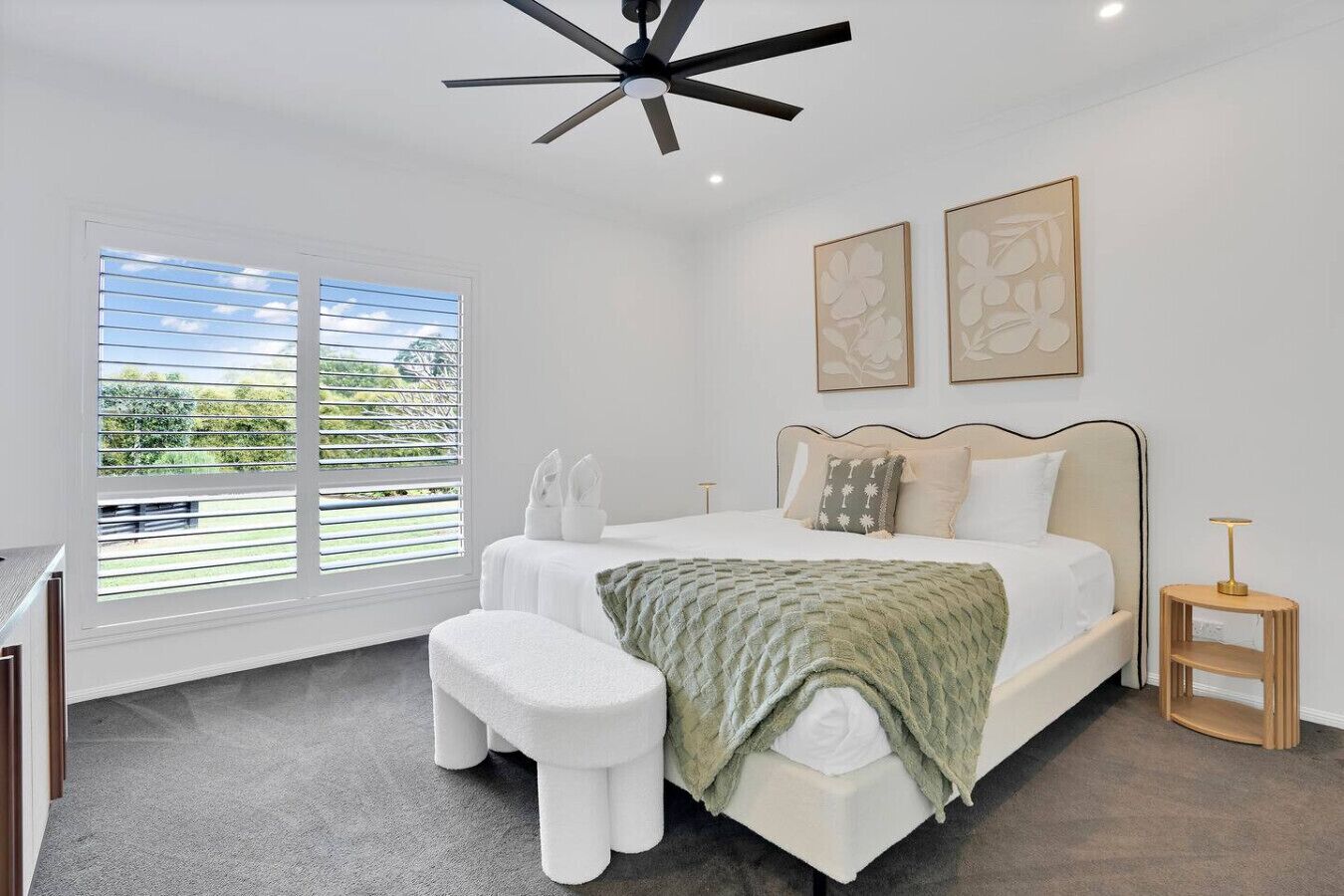 4 Schlafzimmer, Bügeleisen/Bügelbrett, Reisekinderbett, WLAN