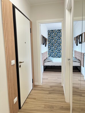 2 makuuhuonetta, silitysrauta/-lauta, Wi-Fi, vuodevaatteet