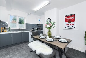Dining - Southwell 3Bed | Near Racecourse & Dog-Friendly (Nottingham)