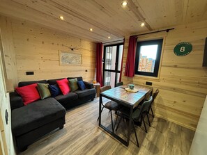 TV connectée, cheminée