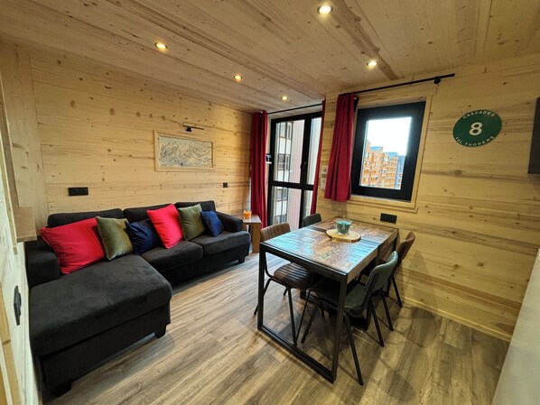 Smart TV, fireplace - Au rond point des pistes (Les Belleville)