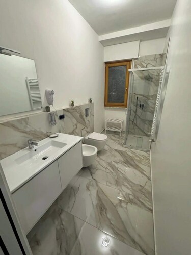 Gold Apartment