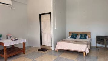 1 chambre, fer et planche Ă repasser, accĂšs Internet, draps fournis