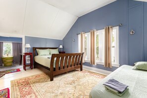 4 室のベッドルーム、WiFi、ベッドシーツ