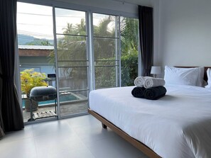 2 bedrooms, iron/ironing board, internet, bed sheets