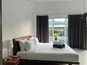 2 bedrooms, iron/ironing board, Internet, bed sheets