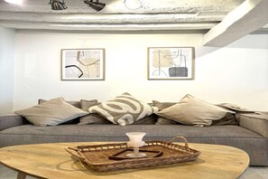 TV connectée, espaces bureaux