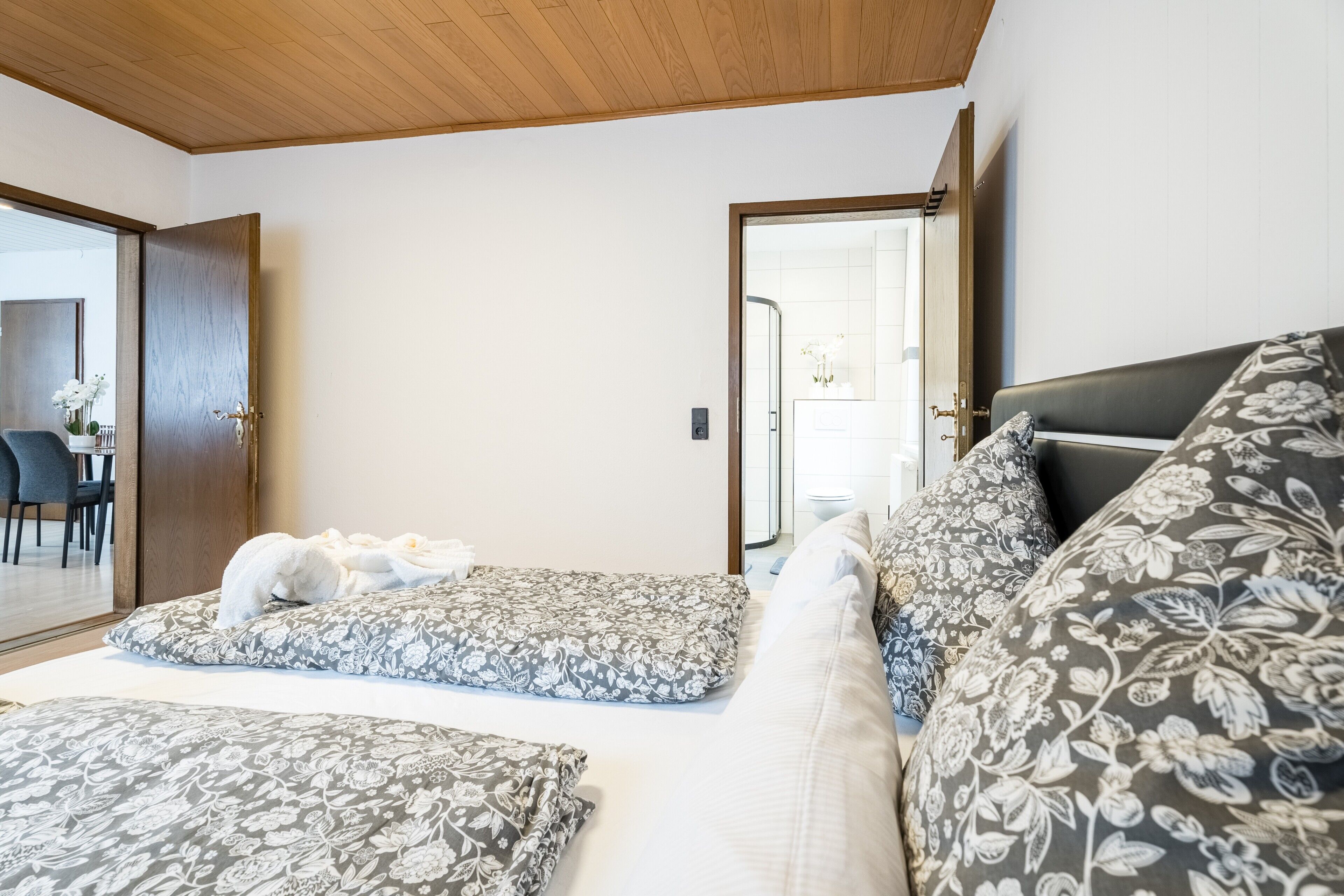 2 Schlafzimmer, Bügeleisen/Bügelbrett, WLAN, Bettwäsche