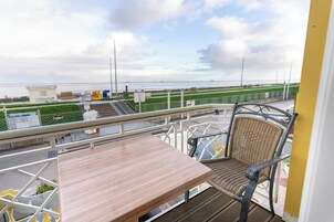 Apartamento Confort, 1 habitación, vistas a la playa | Balcón