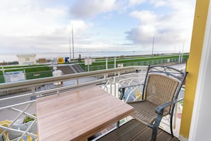 Comfort Apartment, 1 Bedroom, Beach View | Balcony