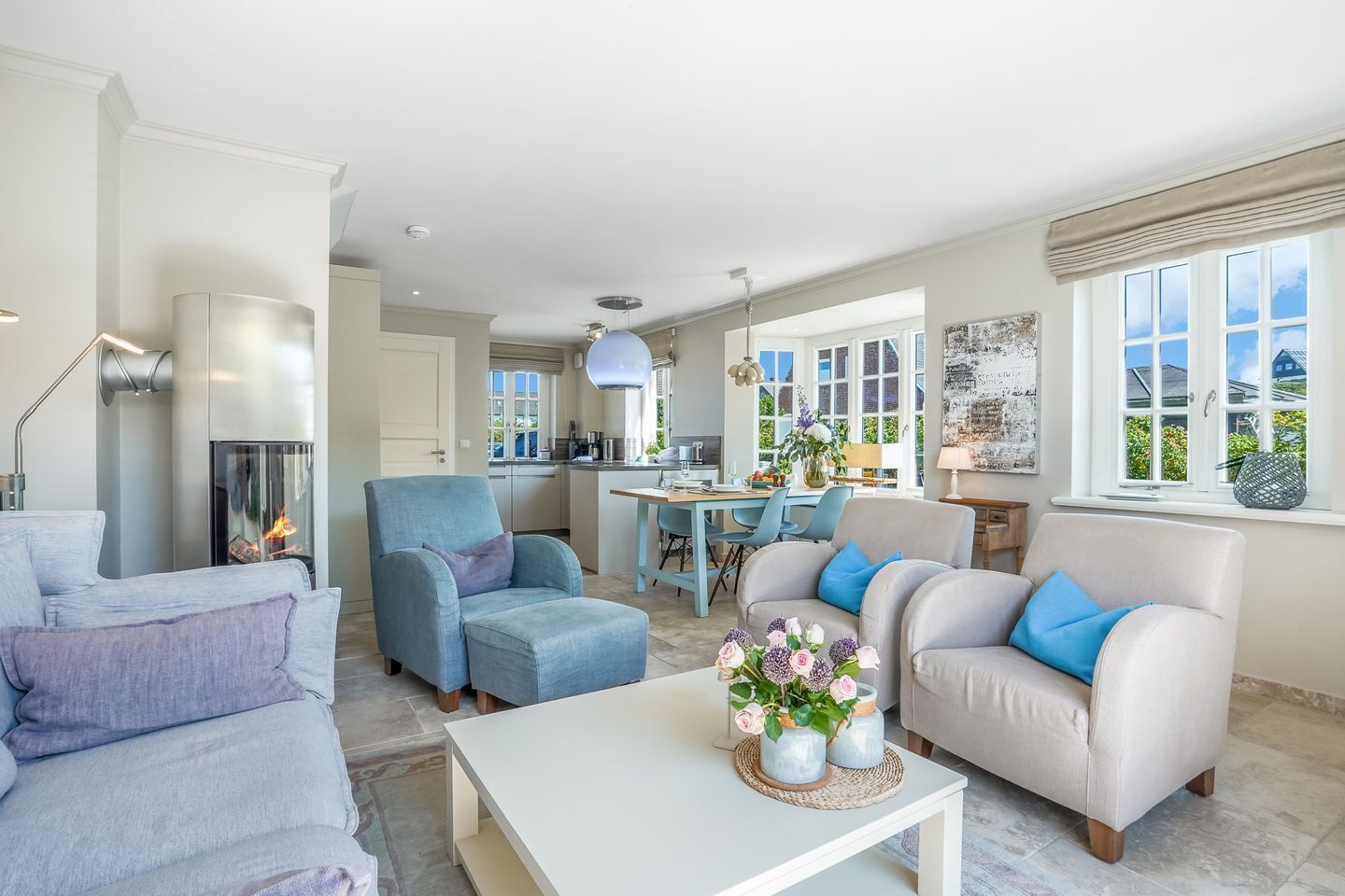 TV, fireplace, stereo