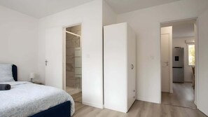 3 多间卧室、WiFi、床单