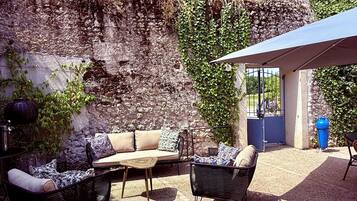 Chambre Double Deluxe | Terrasse/Patio