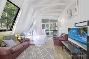 3 quartos, ferros/tábuas de passar roupa, Wi-Fi, roupa de cama