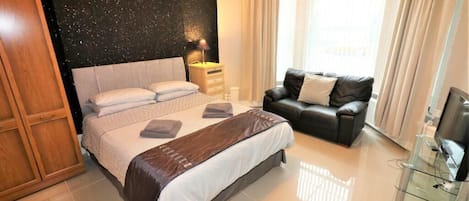 3 chambres, fer et planche Ă repasser, Wi-Fi, literie fournie