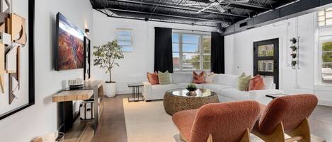 Télévision, espaces bureaux