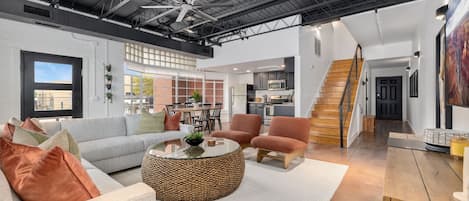 Televisión y oficina