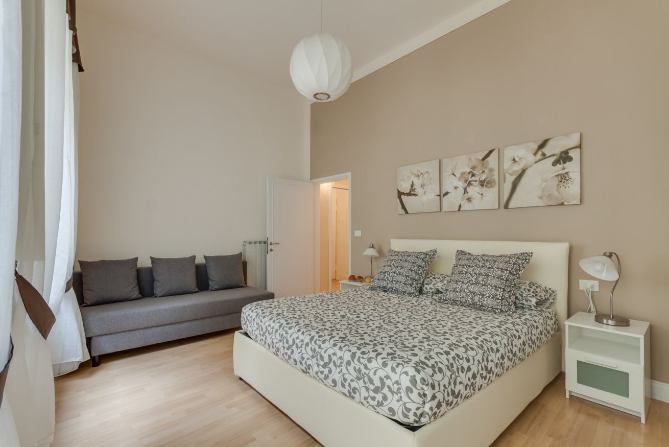 2 chambres, fer et planche à repasser