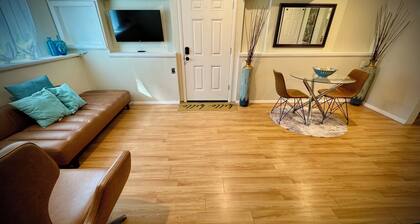 Charming 1-bedroom apartment in Naugatuck available for short term rental.