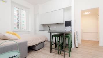 1 camera, ferro/asse da stiro, Wi-Fi, lenzuola