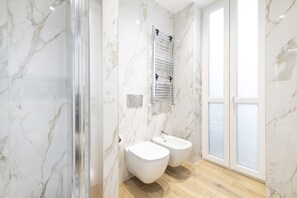 Ducha, bidet