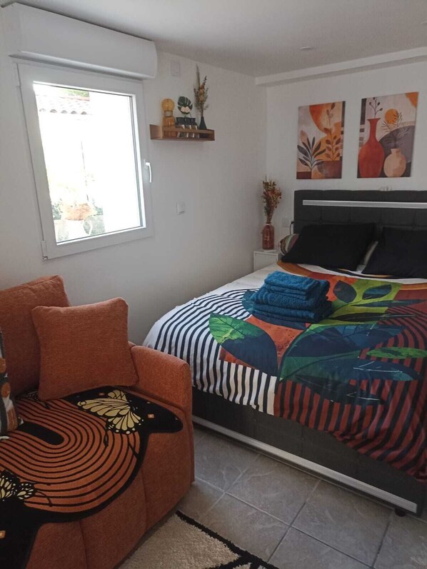 1 camera, accesso a Internet, lenzuola