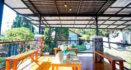 Wonderful 3-bedroom villa in Jawa Barat