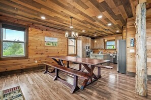 Dining - Hibernation Station by Beyond Expectations: 6BR Cabin w/ Hot Tub & Fire Pit (Sevierville)